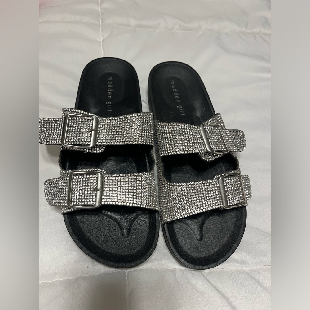 NWOT madden girl sandals